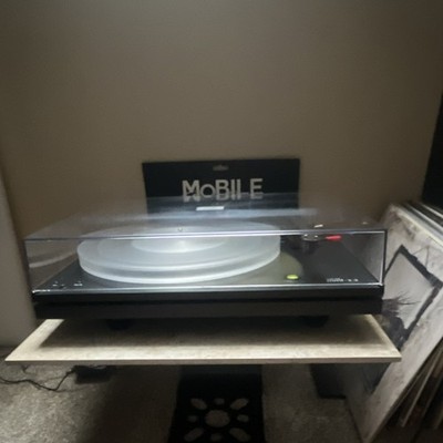 Music Hall MMF-3.3 Belt-Drive Turntable Black 33.3/45 RPM Wired RCA