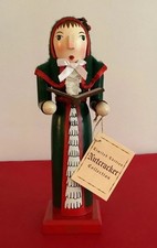 Nutcracker Christmas Caroler Wood Nutcracker 8580 Rare 8  Limited Edition 2006