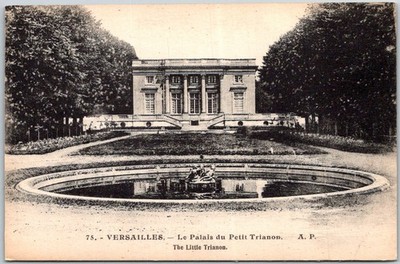 Le Palais Du Petit Trianon Versailles France Unposted Postcard