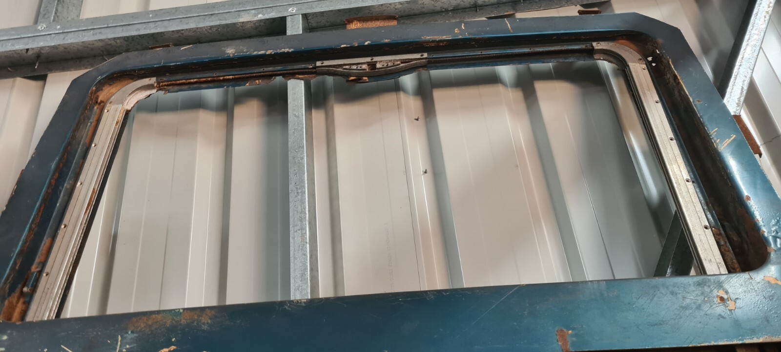 Genuine xw xy Golde Sunroof and parts eBay