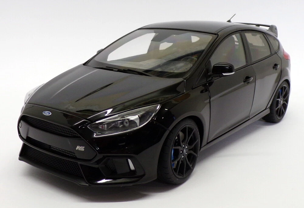 Autoart 1 18 Scale Model Car 72952 2016 Ford Focus RS Shadow