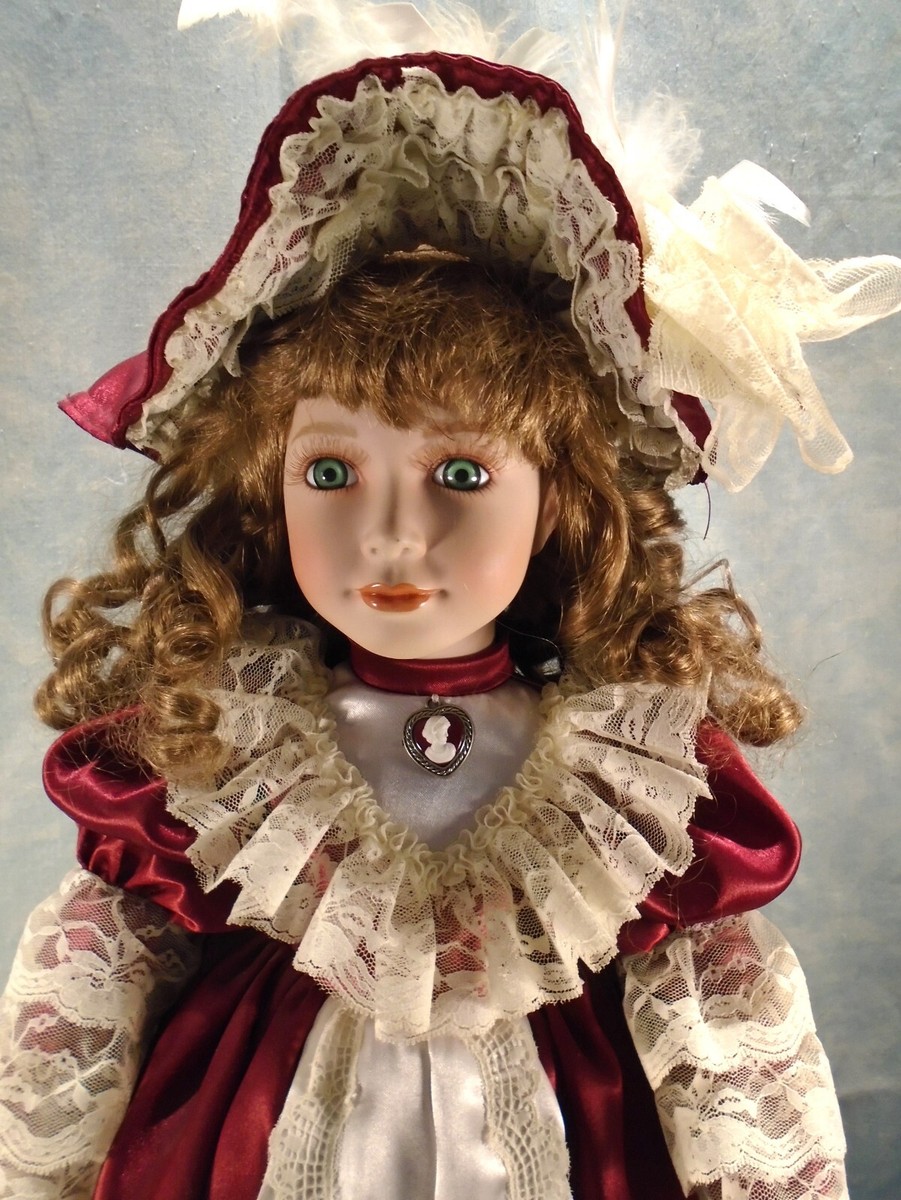 ★美品★VELLA★コート★赤★ヴィンテージ★ Victorian Heritage Victoria by Victoria Ashlea Porcelain Doll 25