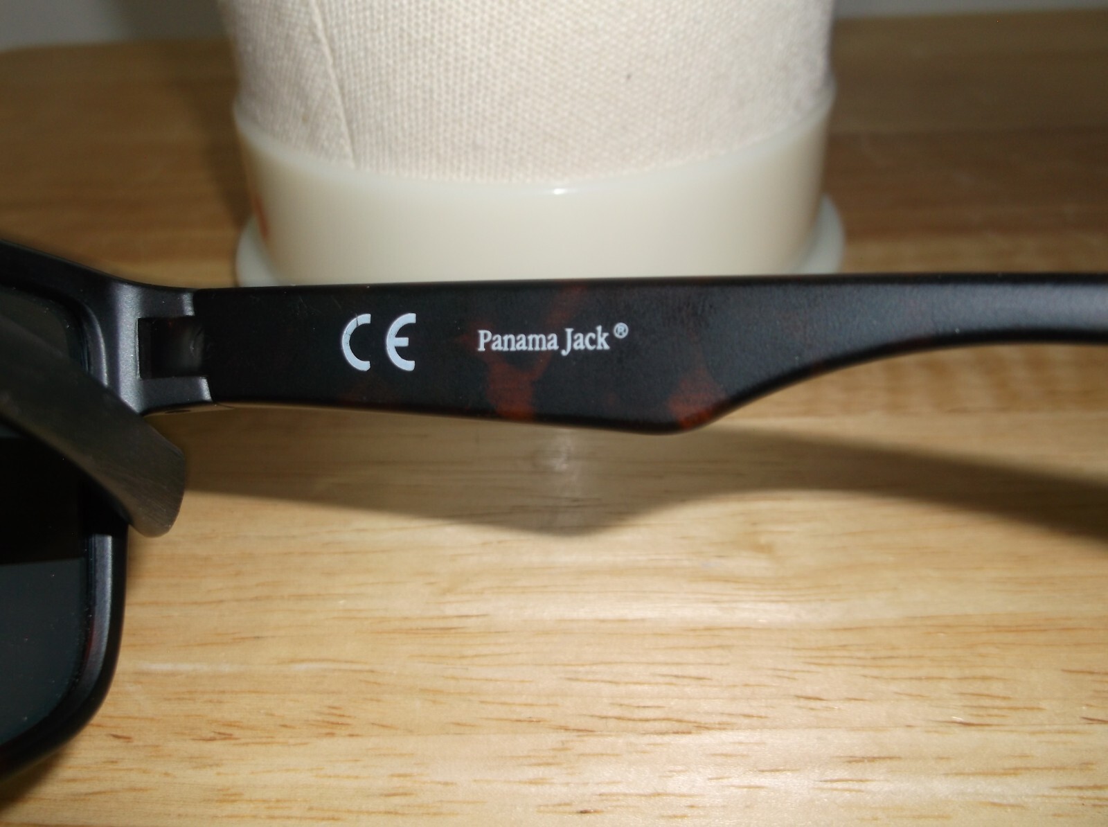 PANAMA JACK POLARIZED Sunglasses Black Wood Grain Squ… Gem