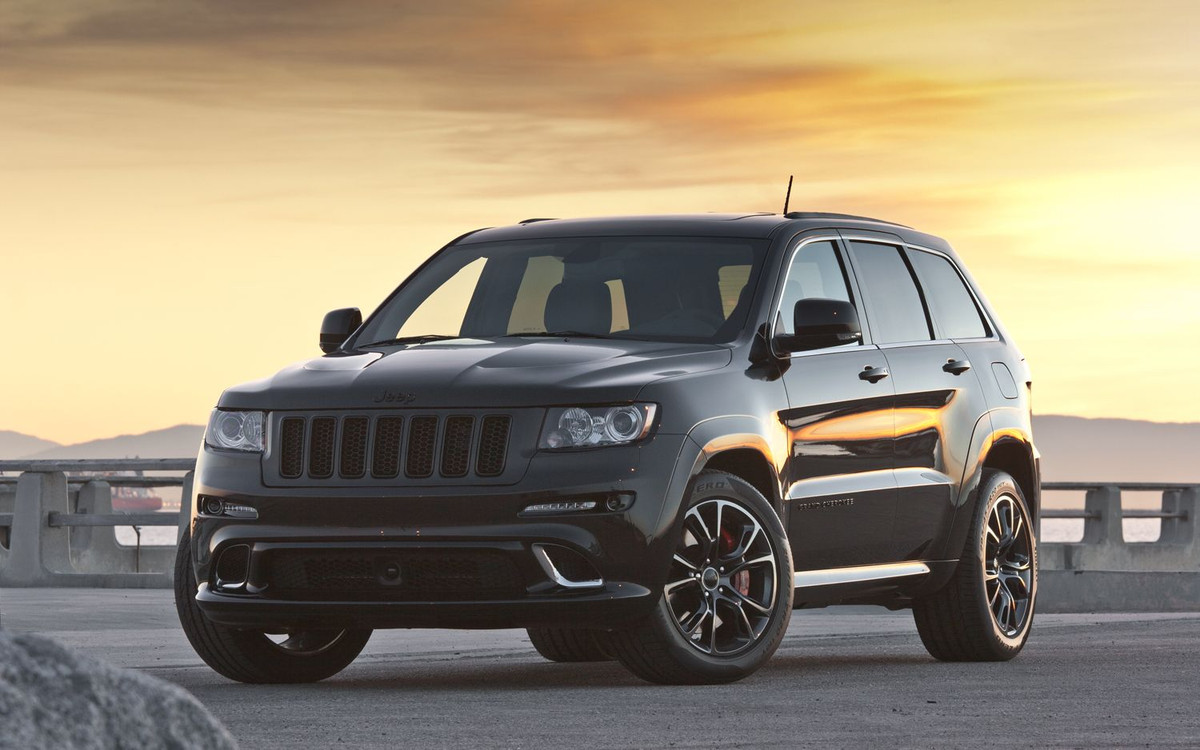 2012-2014 Jeep Grand Cherokee SRT8 6.4L Borla ATAK Axle Back