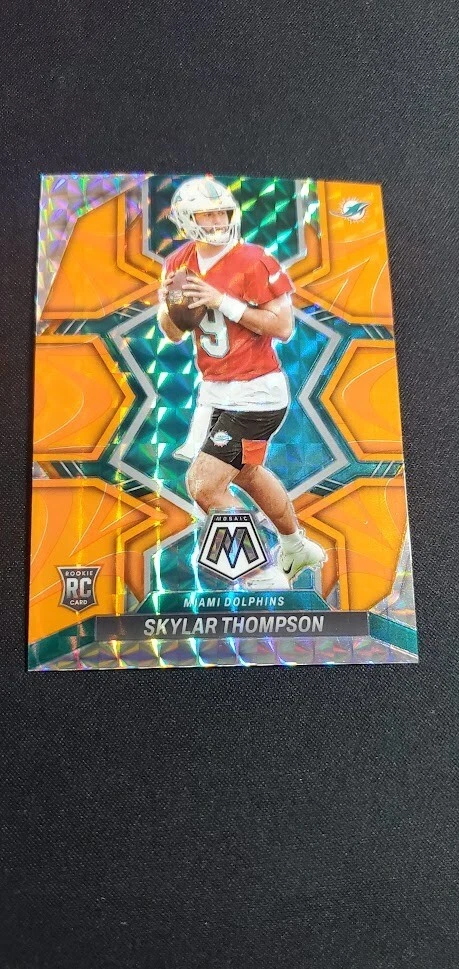 2022 Panini Mosaic Skylar Thompson Miami Dolphins Orange Reactive Prizm #366 RC