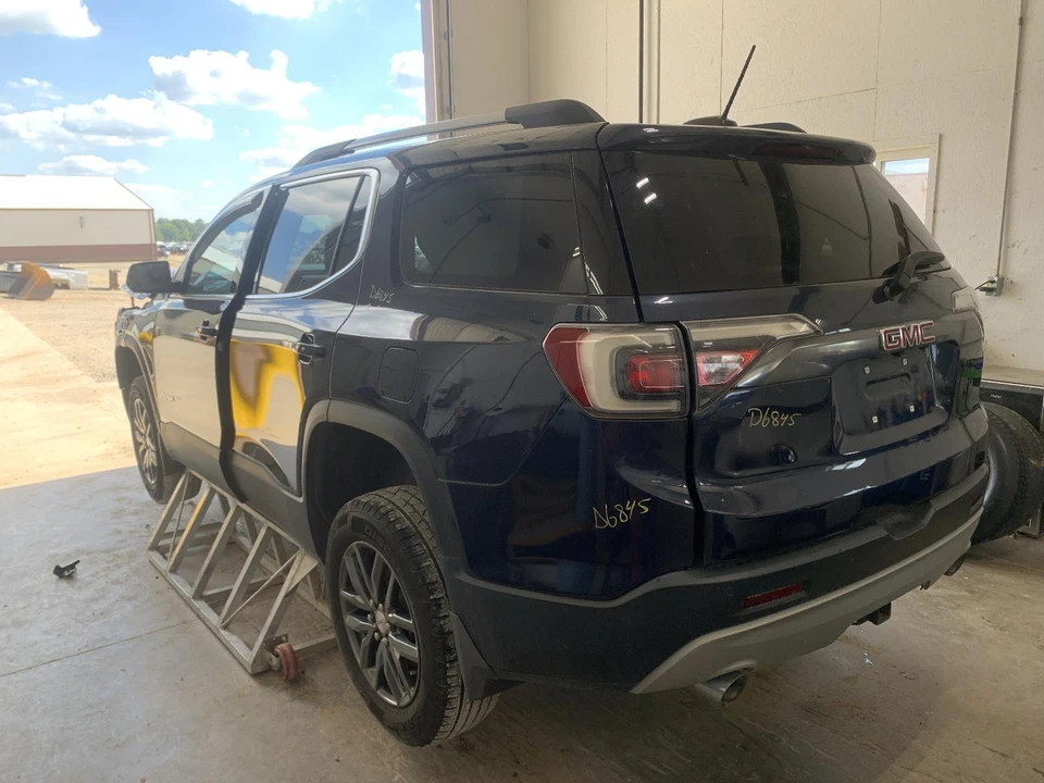 Used Fuel Pump Control Module fits: 2018 Gmc Acadia Fuel Pump center trunk floor — 第 2/4 张图片