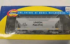 Athearn 93971 HO Union Pacific ACF 2970 2-Bay Hopper #219490 