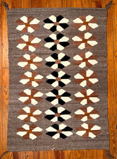 FANTASTIC NAVAJO &ldquo;BISTI&rdquo; RUG, PINWHEEL DESIGN W/ VEGETAL BROWN, EXCELLENT, C1940