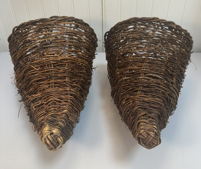 Pair Of Cornucopia Baskets Fall Thanksgiving Horn Of Plenty Wicker Footed 13 x9 