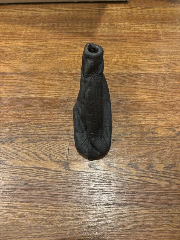 2002 2003 Ford Ranger FX4 Level 2 Transfer Case Shifter Boot - Image 4 of 4