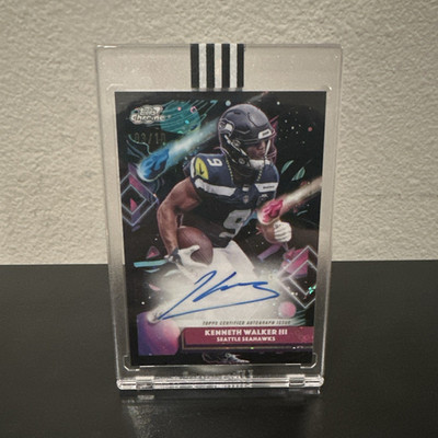 Topps 2025 Cosmic Chrome Kenneth Walker III Seahawks CCA-KW3 Auto /10