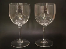 One Vintage Baccarat France Crystal Montaigne Optic Wine Glass – 7 inches