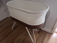 SNOO Smart Sleeper Bassinet Works Like A Dream BONUS 3 sleep Sacks  Leg Lifters