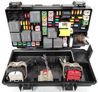56049720 Chrysler 2008 2009 2010 Town & Country Fuse Box Dodge Grand Caravan A57
