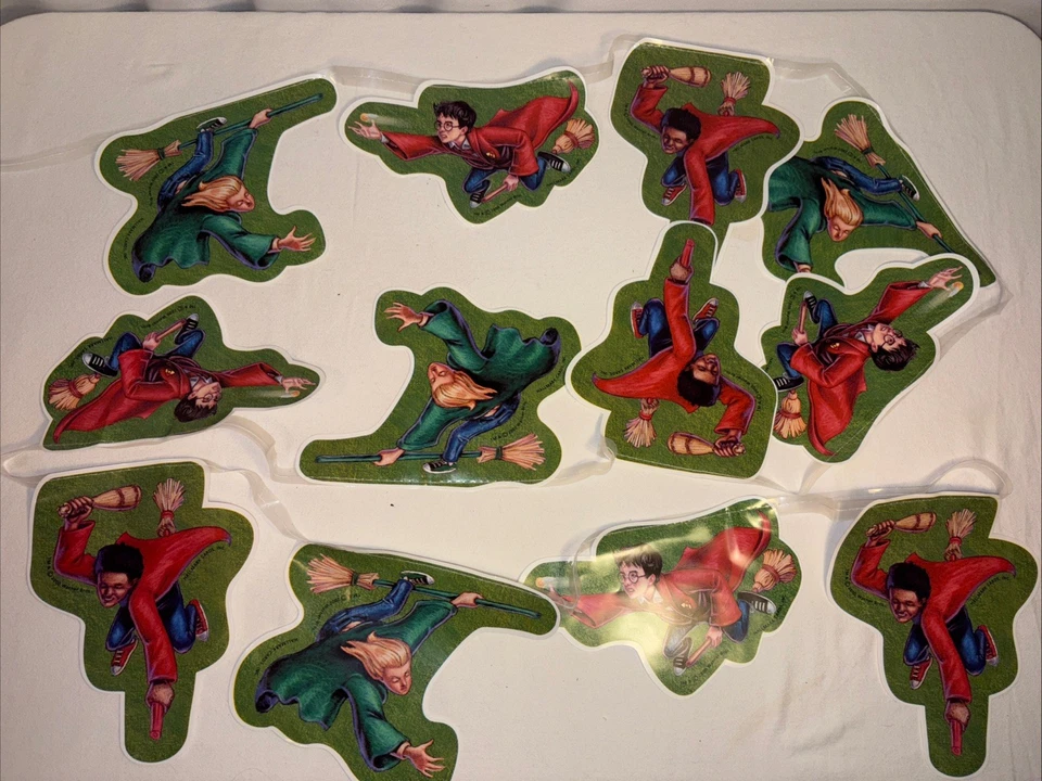 Hogwarts Party Decor Lot Hanging Decorations - Image 4 of 4