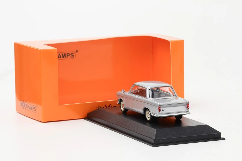 1:43 Minichamps BMW 700 LS 1960 Argento Maxichamps - Immagine 2 di 4