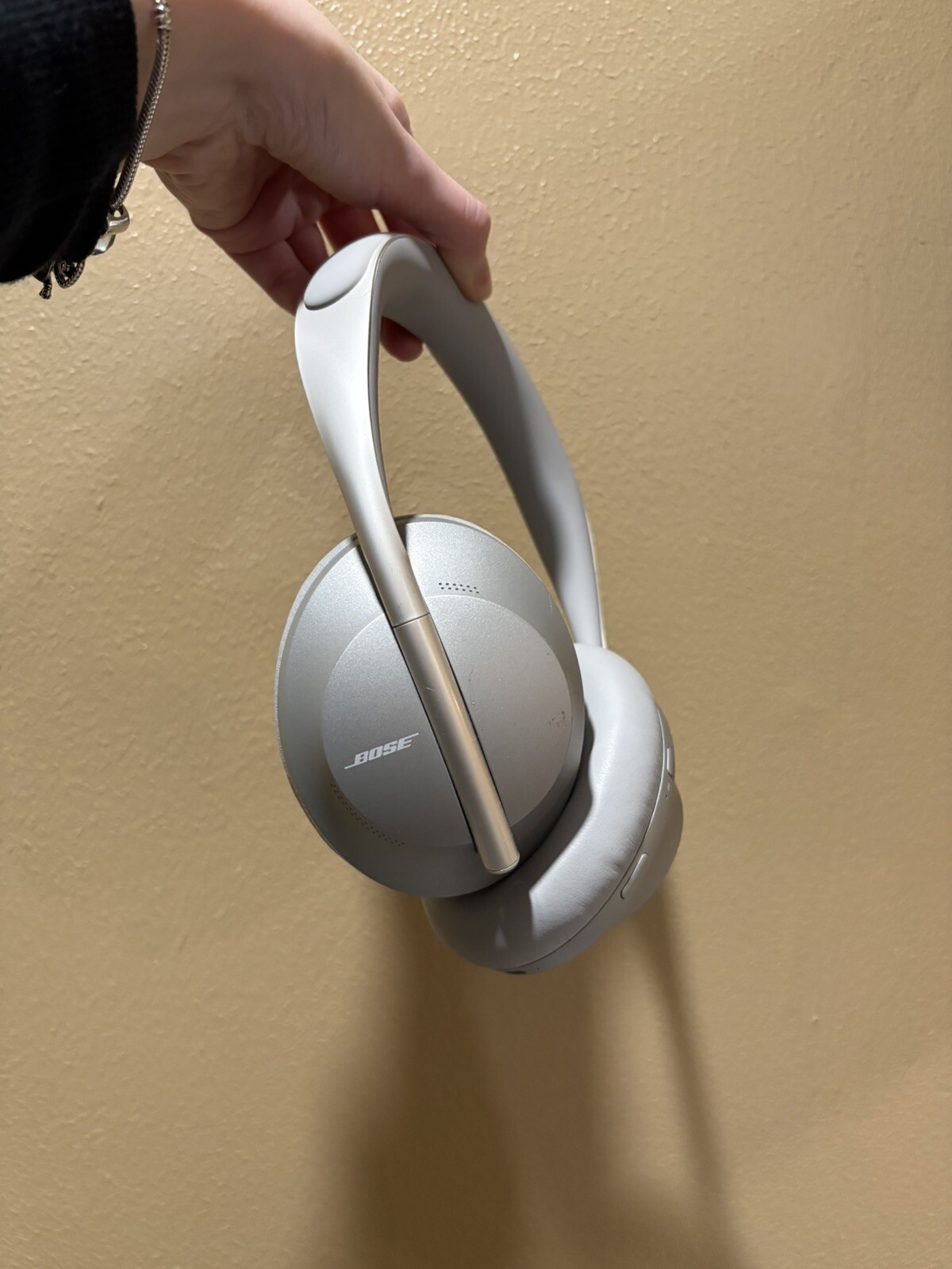 bose noise cancelling wireless headphones 700-image