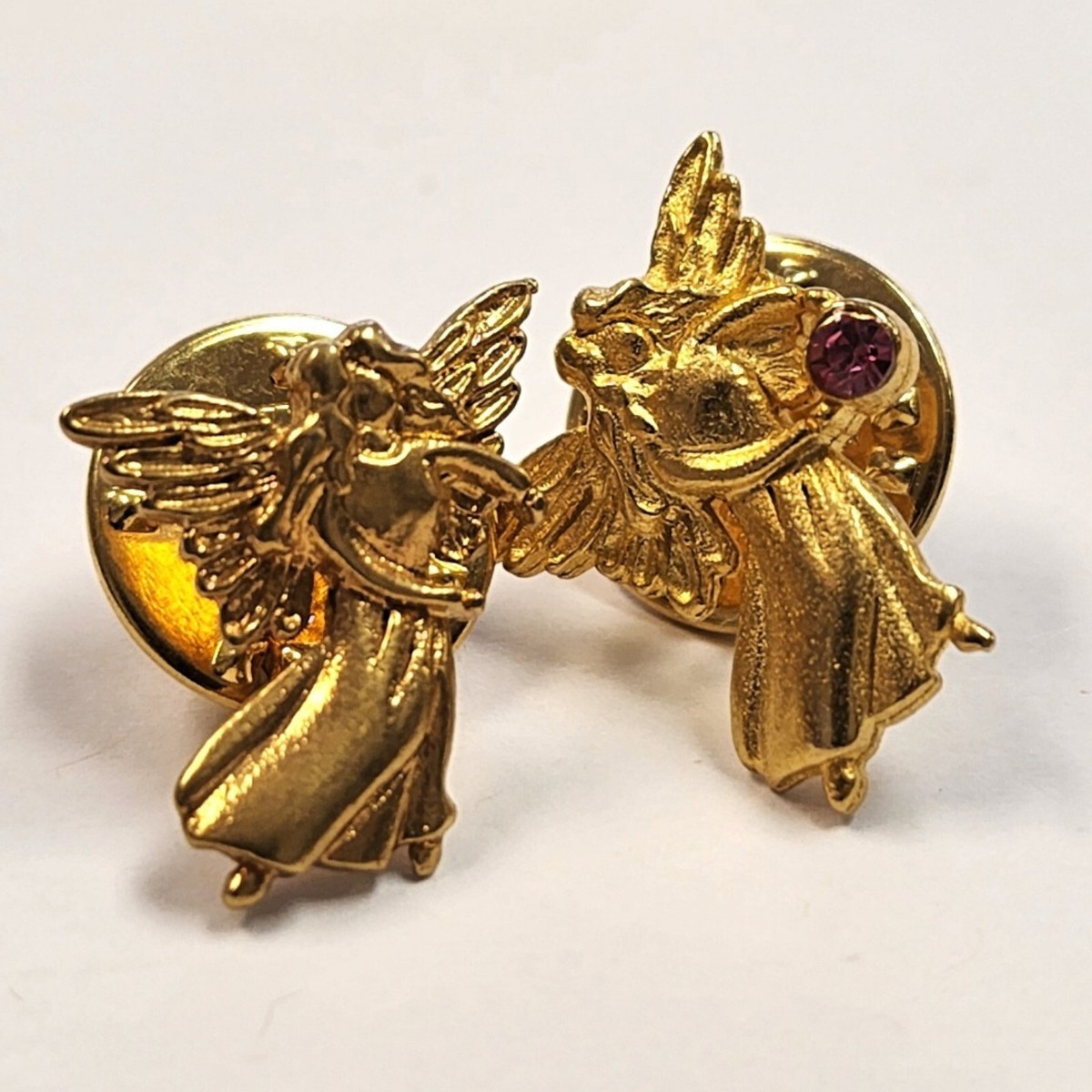 Vtg Lot 46 T & T Trinket Treasures Gold Plated Angel Lapel Pin