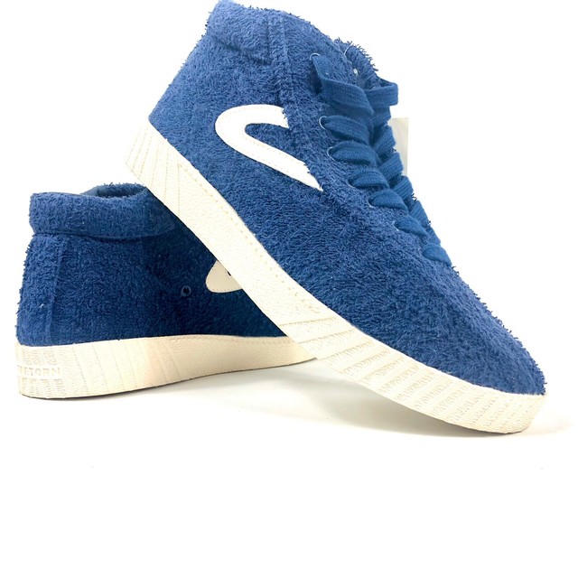 tretorn blue sneakers