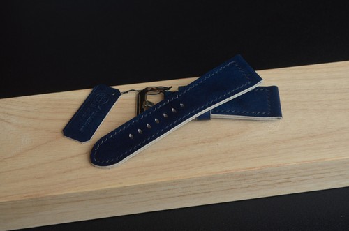 27 mm Cinturino artigianale pelle blu tamponato 27/22 Pam Italy Handmade Band - Picture 5 of 12