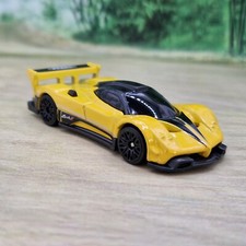 Hot Wheels Pagani Zonda R Diecast Model Car 1/64 (53) Excellent Condition 