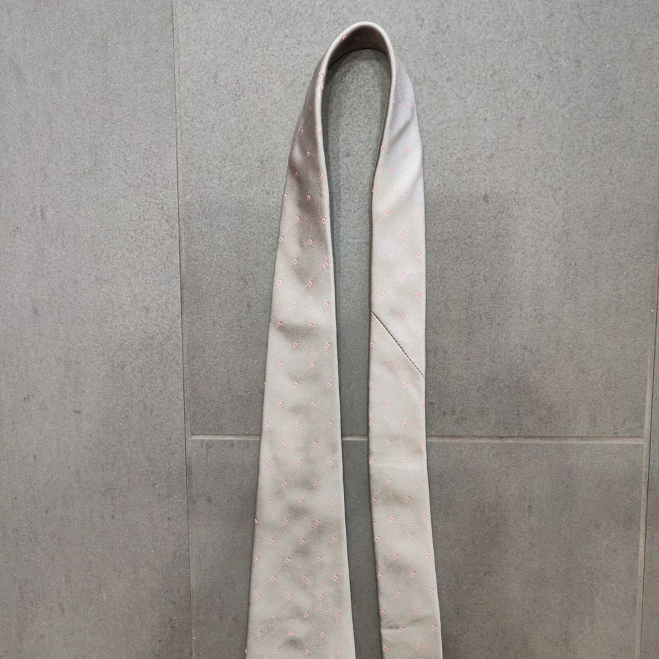Corbata Les Copains Plata Gris Rosa Mini Lunares 100% Seda 3.75" Italia Usada en Excelente Condición 👔 Foto 4 de 4