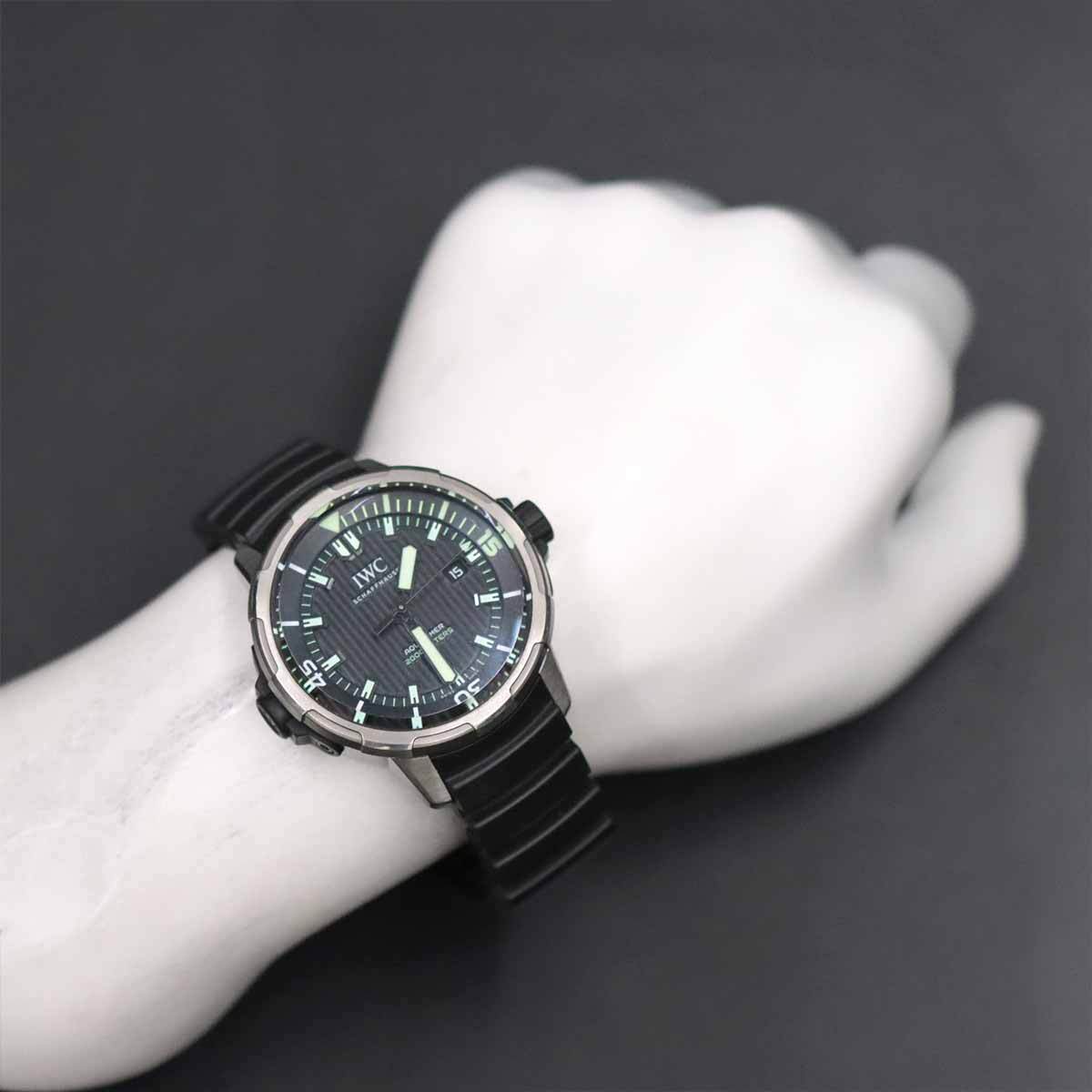 IWC Aqua Timer 2000 IW358002 Automatic Black Dial Mens Watch  display picture 1