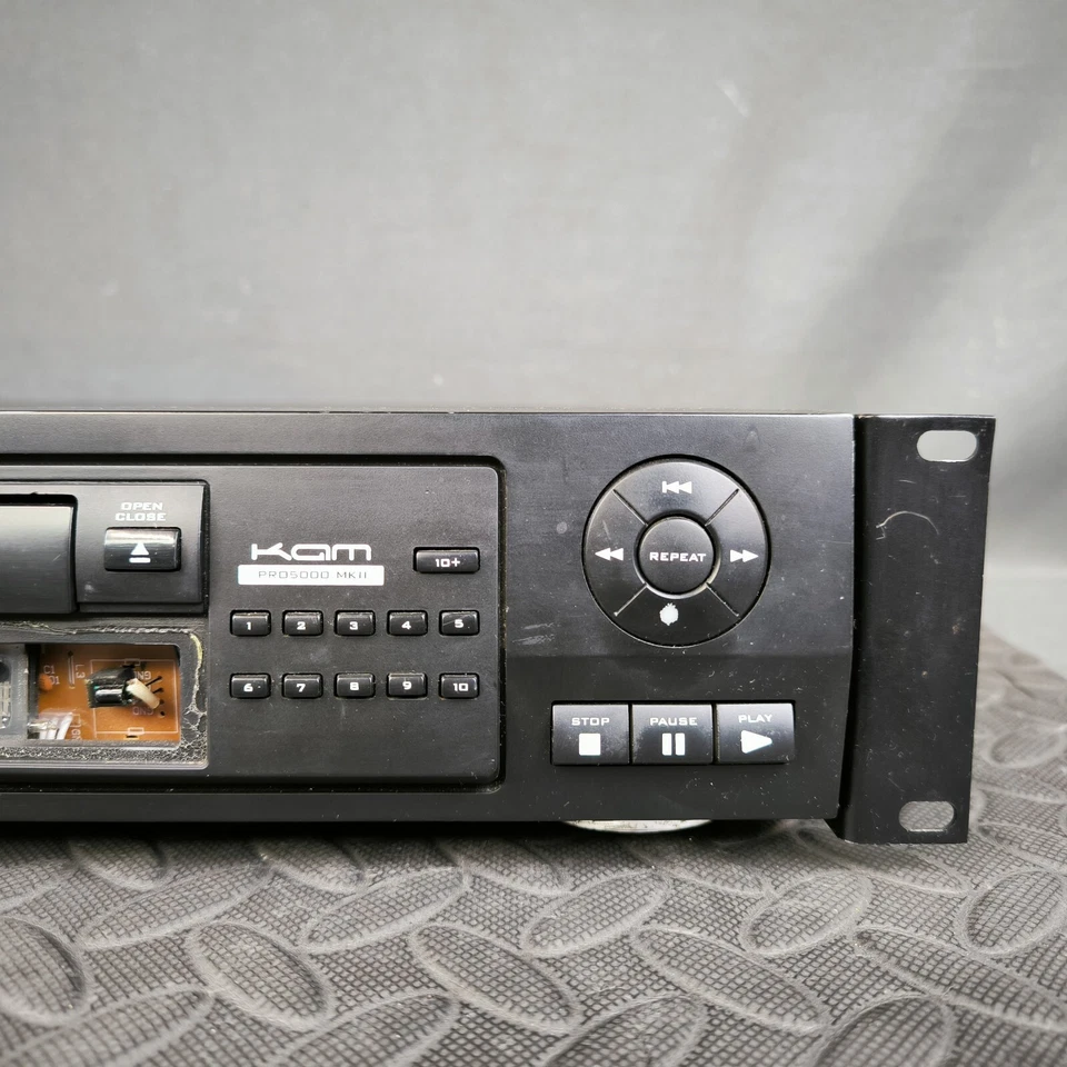 Kam Pro 5000 MKII Multi Format DVD + CDG Karaoke Player Black - Image 4 of 4