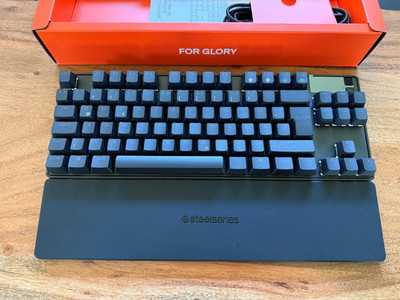 SteelSeries Apex pro GEN 3 TKL Gaming-Tastatur, QWERTZ neuwertig m. Rechnung