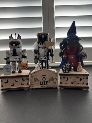 2021 World Market Halloween Nutcrackers w/ LED Light Up Bases, Set of 3, NEW