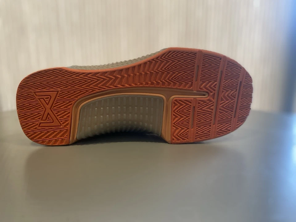 Nike Womens Metcon 9 Shoes DZ2537-200 Brand New Size US9 - Image 2 of 4