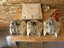 Sega Dreamcast White Video Game Console With 3 Controllers No Cords