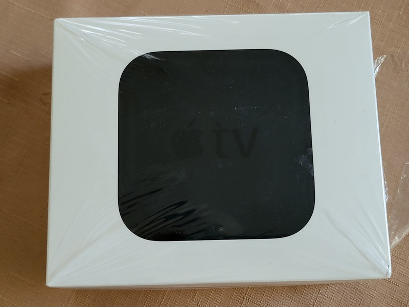 Apple TV (5th Generation) 4K HD Media Streamer (MP7P2LL/A) - Black