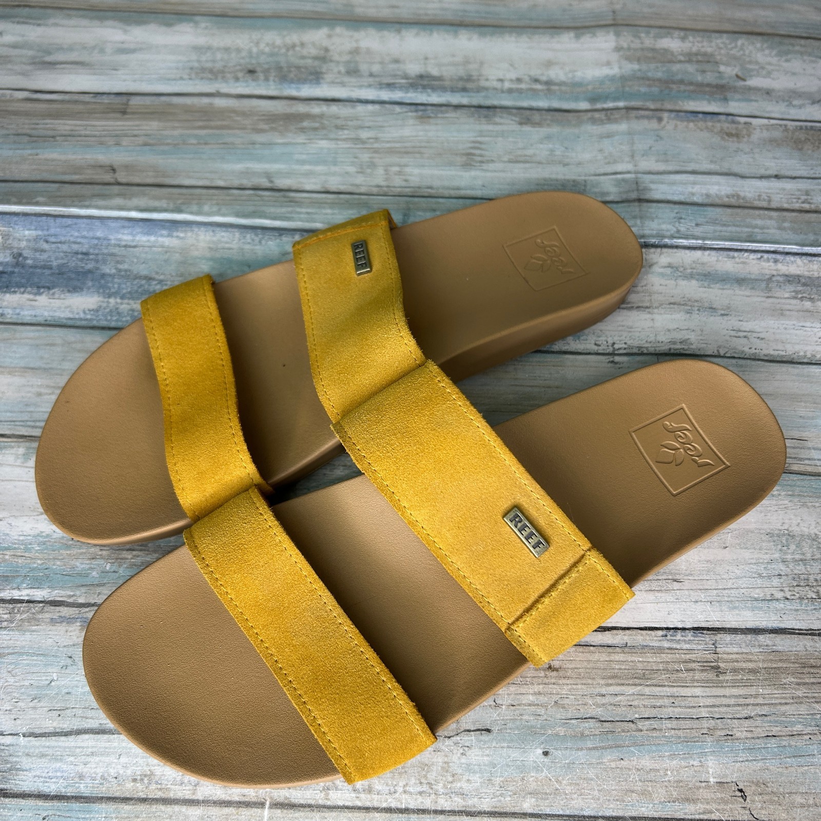 Reef Womens Sandals Cushion Bounce Vista Suede Size 10 Mustard Yellow