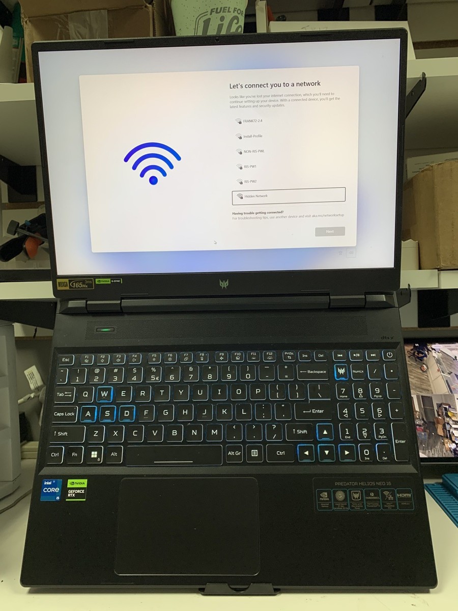 Acer Predator Helios Neo 16 PHN16-71 16