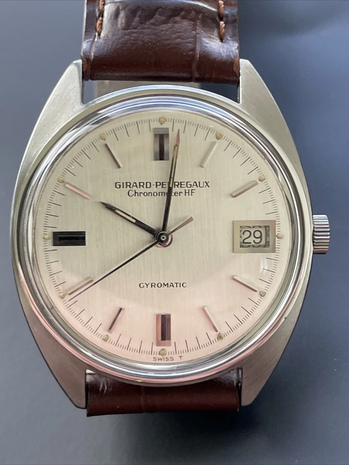 Girard Perregaux — Stunning Gents 1960s Girard-Perregaux Chronometer HF Gyromatic Wristwatch