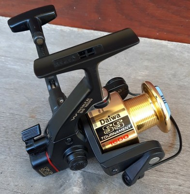 Moulinet De Pêche Tournant Daiwa Whisker Tournament Super Sport 750SS – Vintage NEUF Jamais Utilisé – Avec Boîte Et Notice