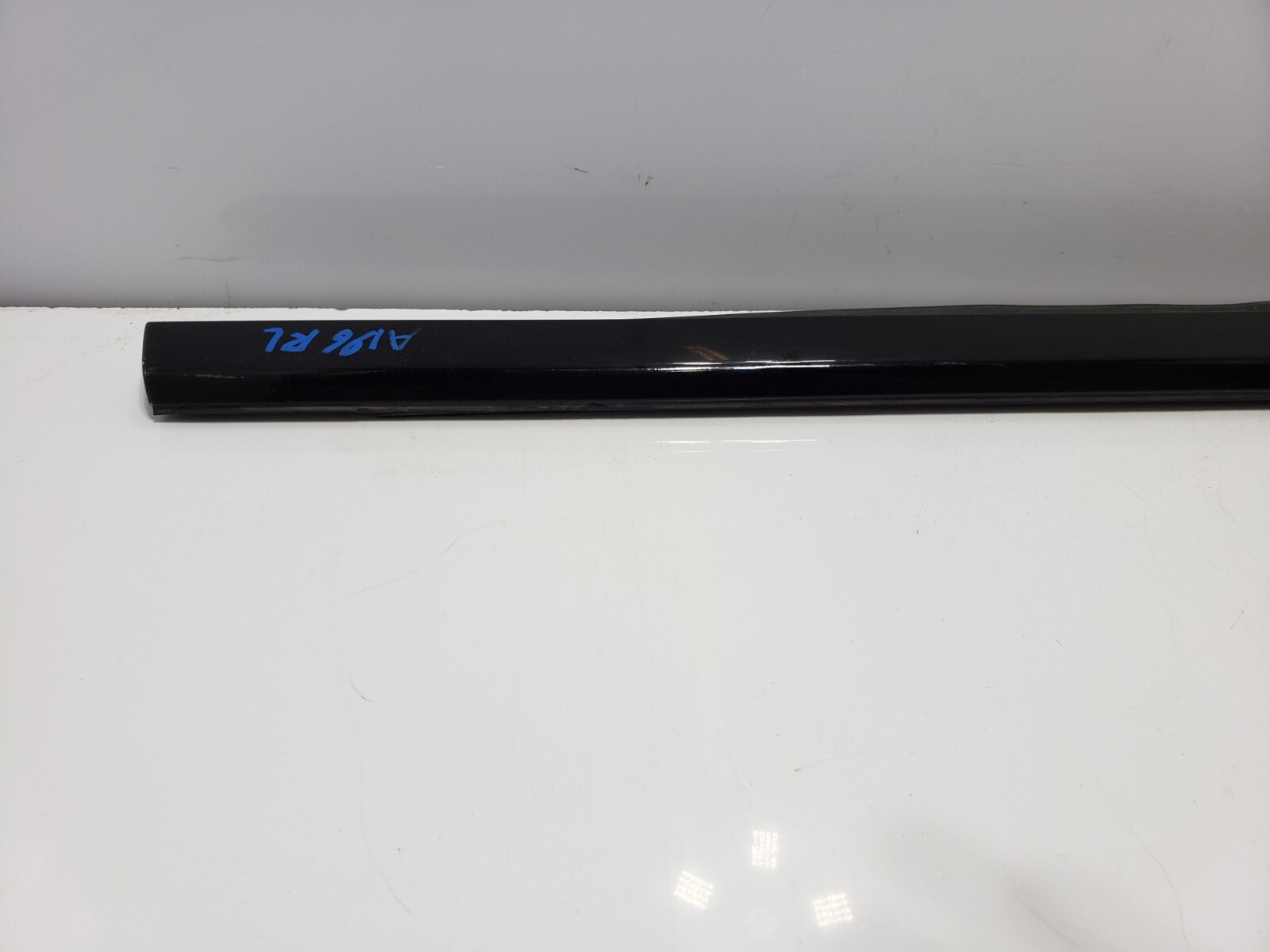 ✅ 2010-2014 OEM Rolls Royce Ghost RR4 Rear Left Driver Door Molding Trim Black