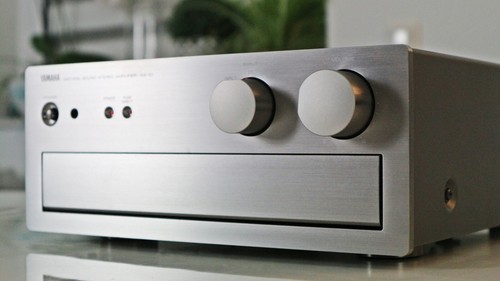 Yamaha AX-10 Titan Verstärker in Midi Format inkl. Fernbedienung - Bild 2 von 13