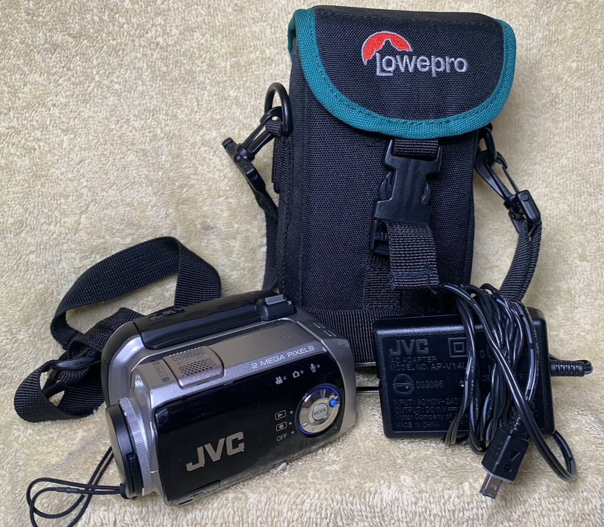 JVC Everio GZ-MC200 Flash Media Camcorder for sale online | eBay