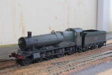 Hornby OO R3019 ex GWR 68XX 6845 Paviland Grange in factory Weathered green