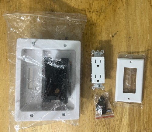 In Wall Cable Management Kit For Tv Recessed Outlet Wall Plate Cable Pass Thru - Afbeelding 2 van 10