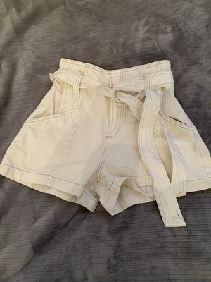 Dynamite Denim Womens Cream Shorts 2 26