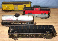 LOT OF 4 VINTAGE MARX O-27 GAUGE TIN CARS, BOXCAR, GONDOLA, TANK CAR, CABOOSE
