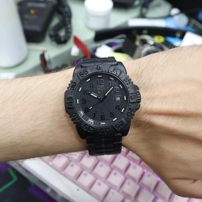 Unworn Luminox XS.3052.BO Navy Seal Colormark 44mm Carbonox Quartz