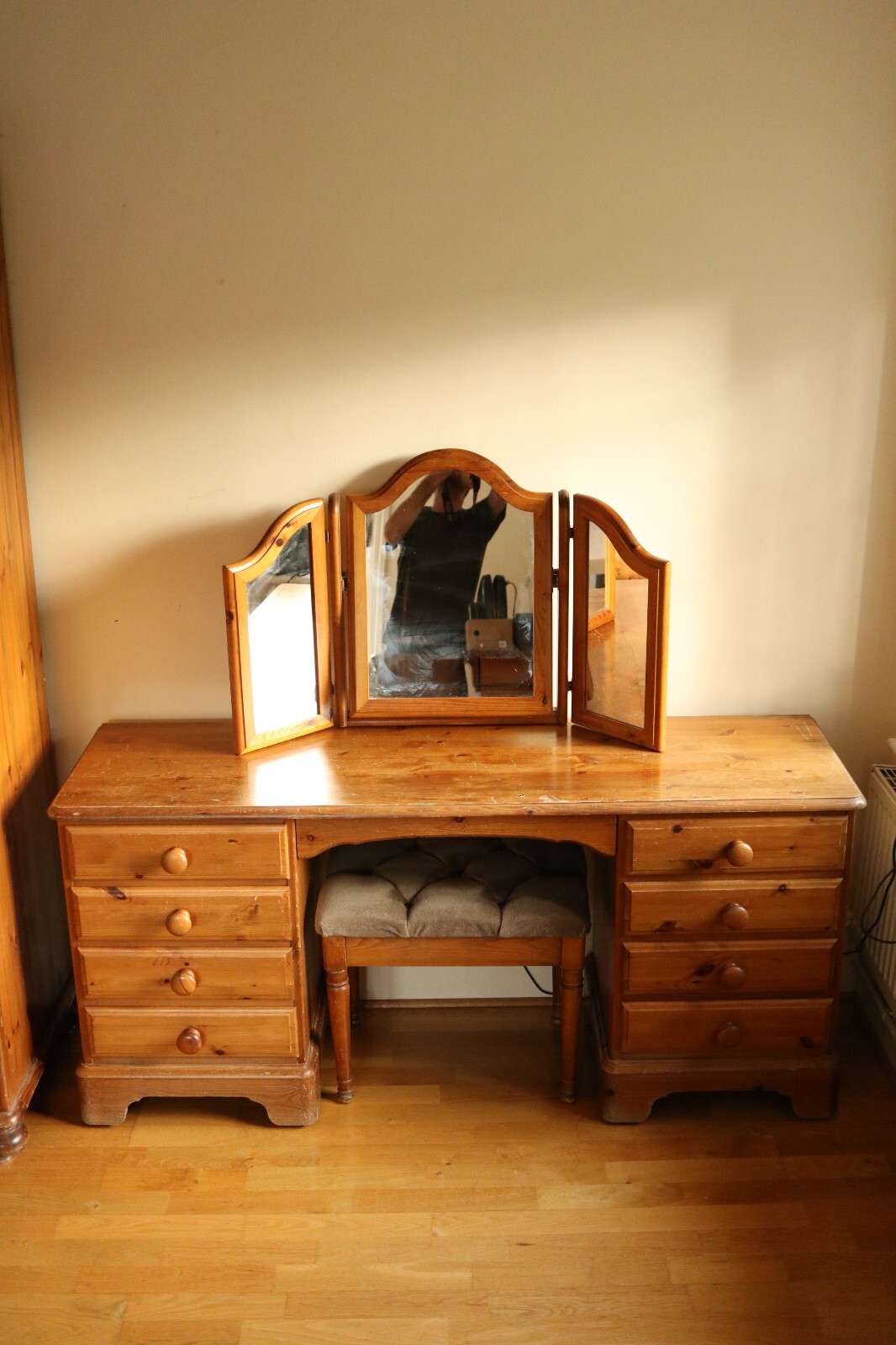 Victoria Ducal Pine Dressing Table or Office Desk with Mirror and Stool