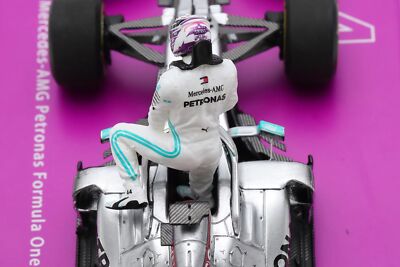 Spark 1:43 Model Lewis Hamilton Mercedes-AMG F1 W11 #44 Barcelona