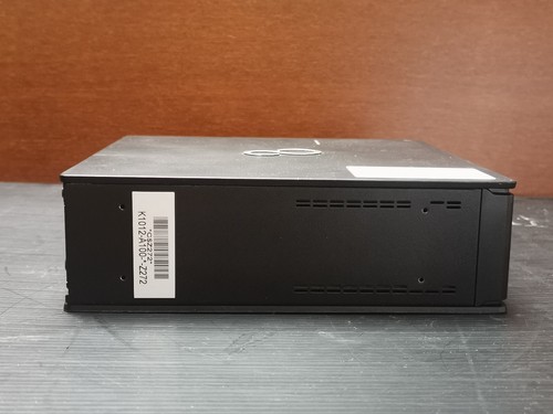 ESPRIMO Q956 Mini i5 6500T 2,5 GHz 8 GB Ram M.2 SSD Win 11 - Foto 8 di 8