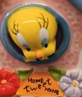 Vintage Looney Tunes Sylvester & Tweety Bird Salt & Pepper Shakers.  — photo 2