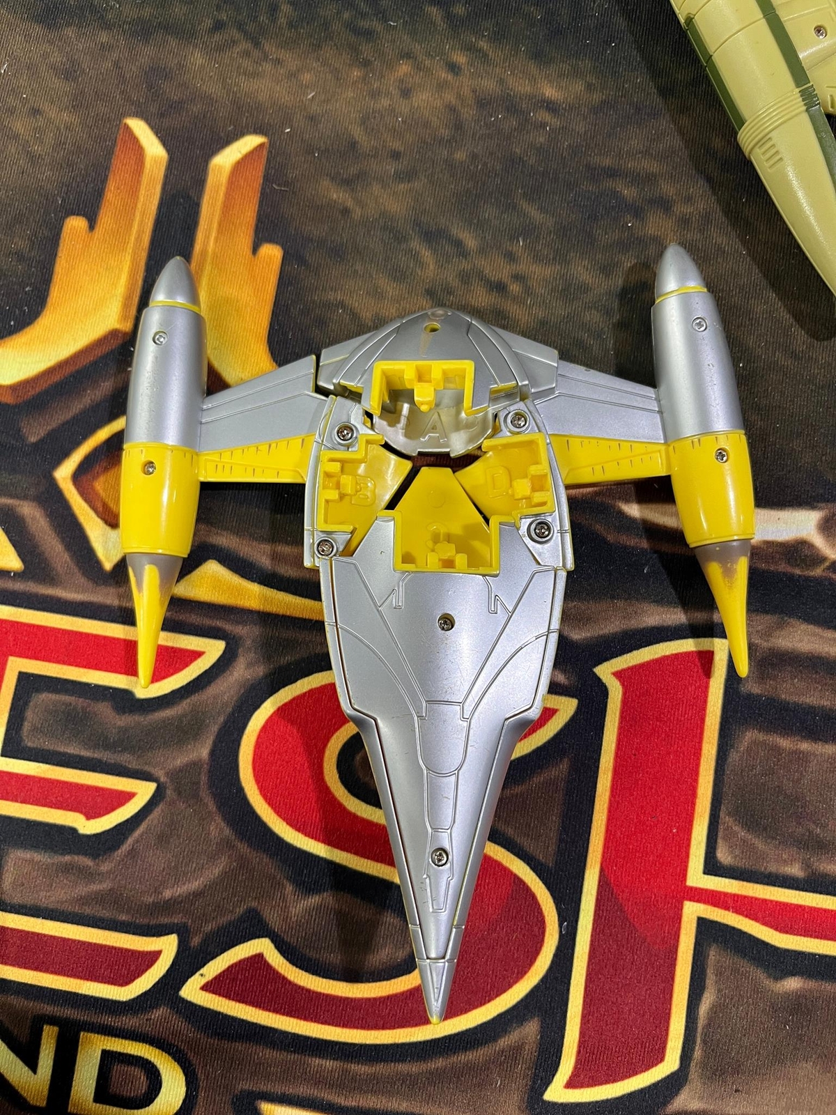 Star Wars Electronic Fighting ships Naboo Starfighter and Vulture Droid 4